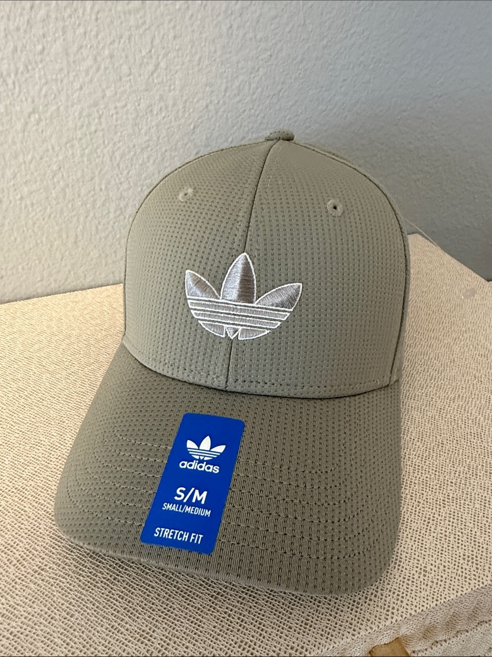 NWT adidas Olive Green Trefoil Stretch-Fit Baseball Cap
